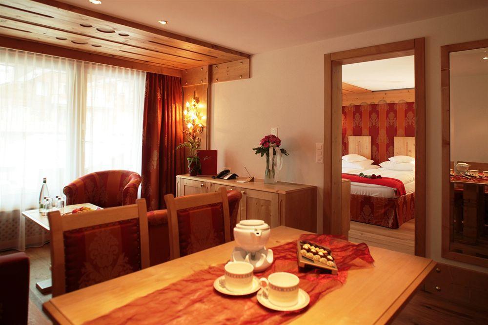 Walliserhof Grand-Hotel & Spa Relais & Chateaux Saas-Fee Rom bilde