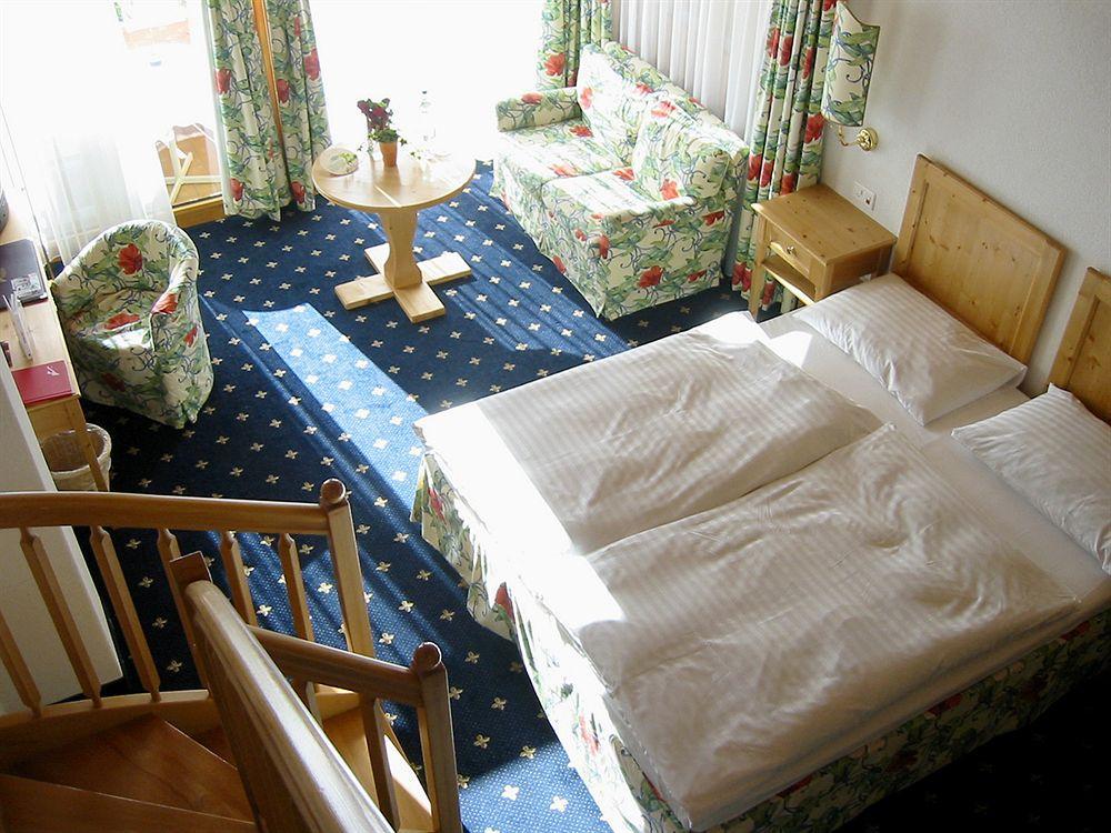 Walliserhof Grand-Hotel & Spa Relais & Chateaux Saas-Fee Rom bilde